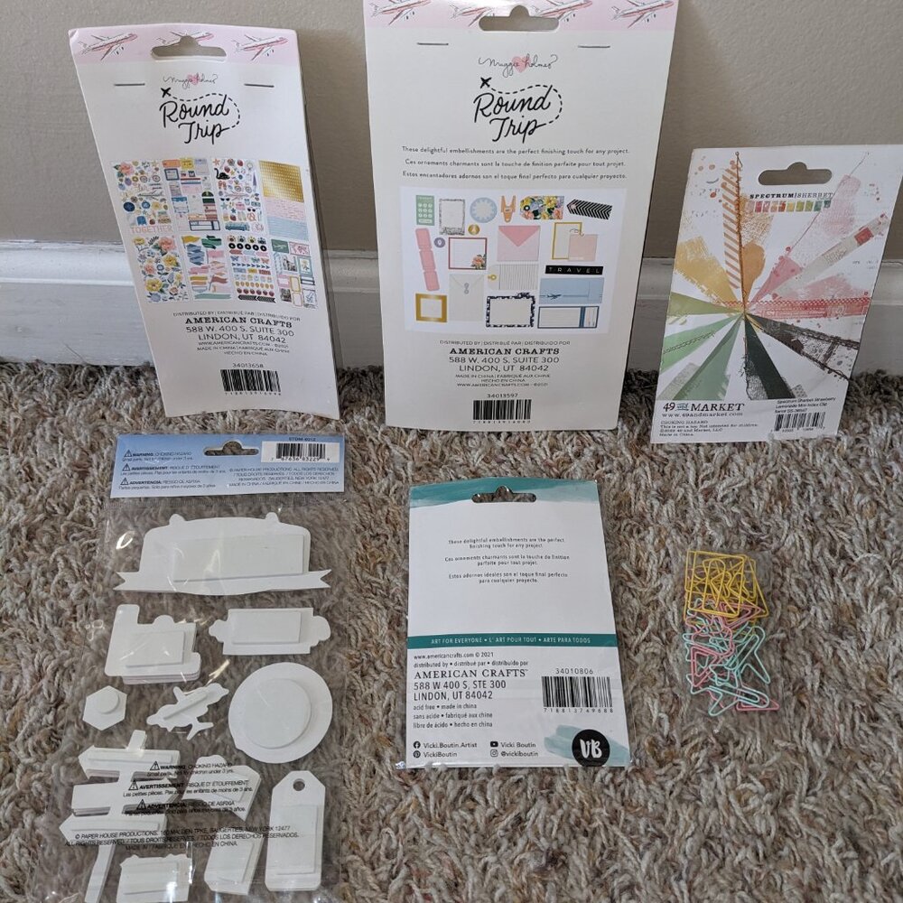 Scrapbooking Bundle - Travel NWT - Picture 10 of 12